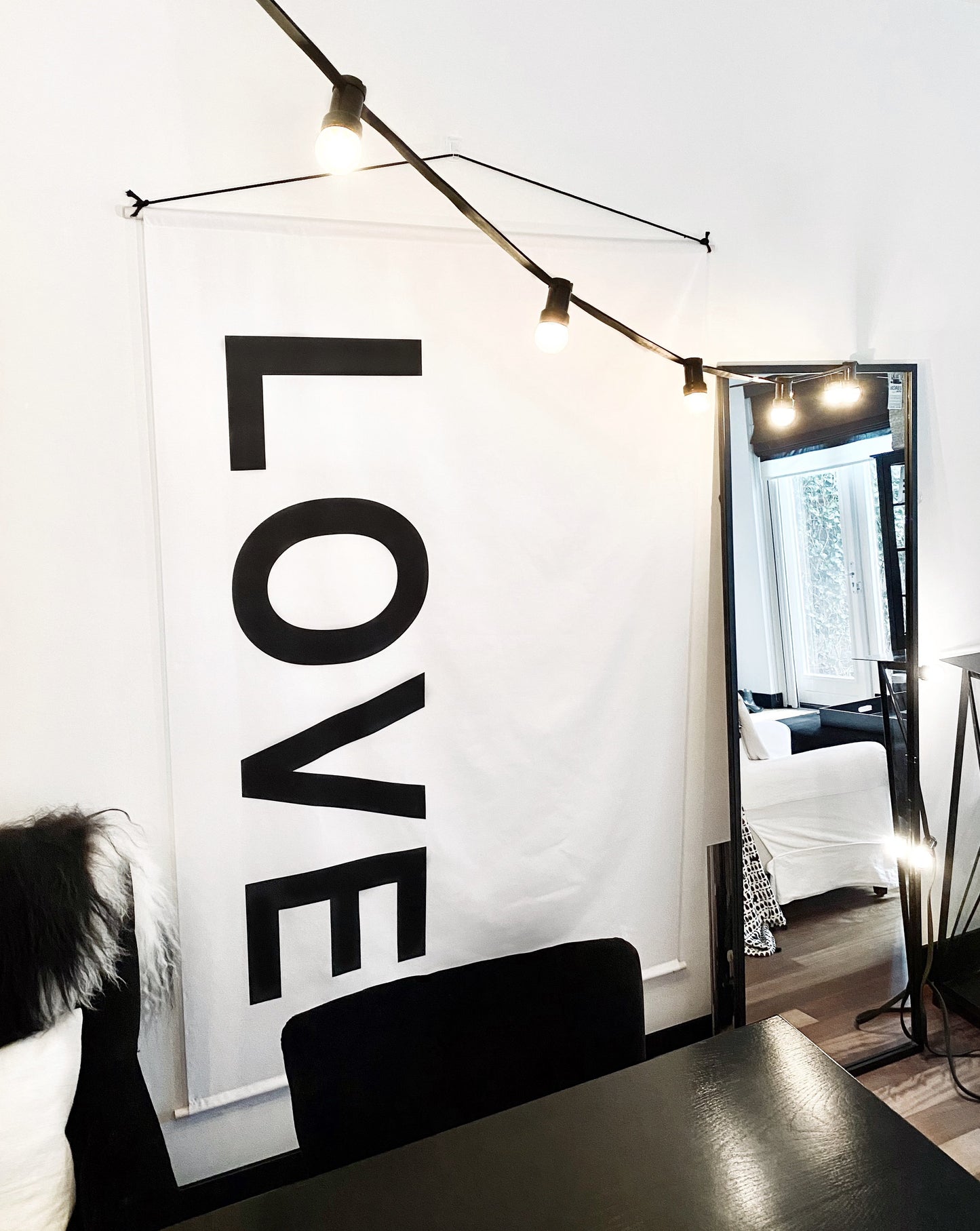 huisjevansanne xxl textielposter zwart wit met tekst love