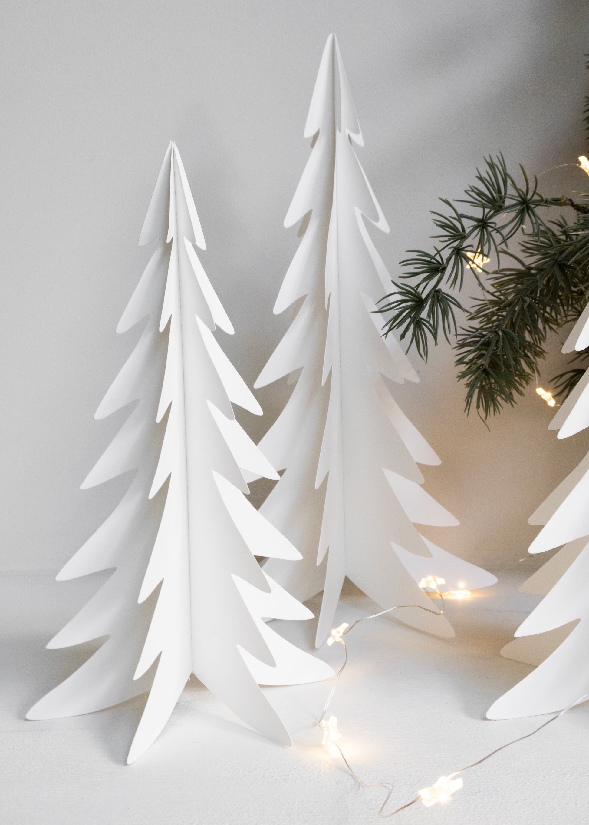 Papieren kerstboompje wit