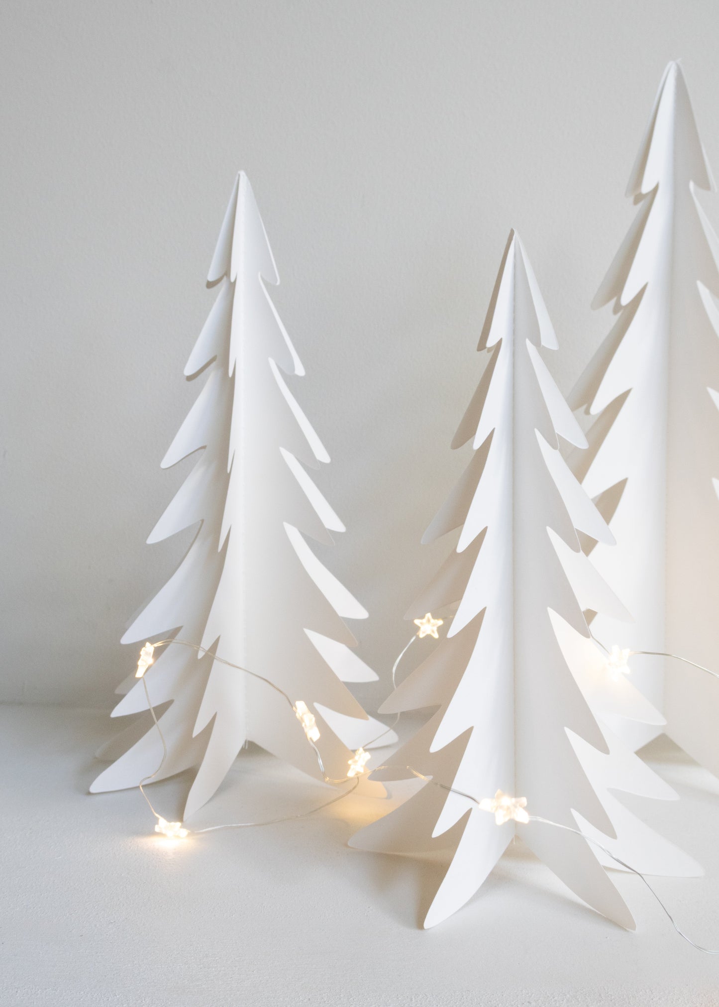 Papieren kerstboompje wit