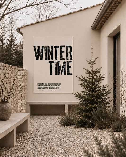 tuinposter poster beige met zwarte letters winter time