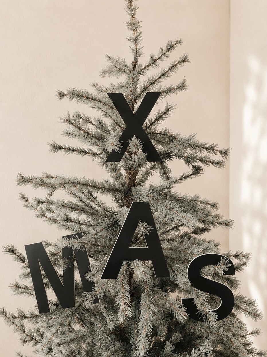 XMAS letters 20 cm zwart