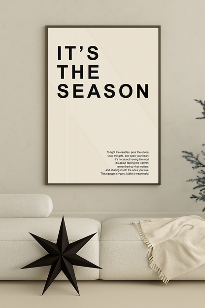 kerst poster poster beige met zwarte letters it's the season