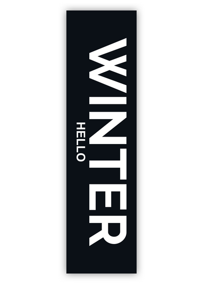 huisje van sanne langwerpige poster zwart wit met tekst hello winter
